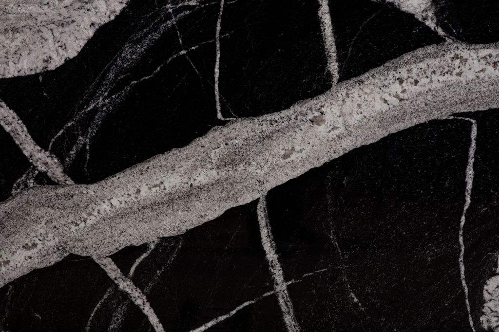 Слэб MAORI 3320х1940х30 Гранит (полированный)