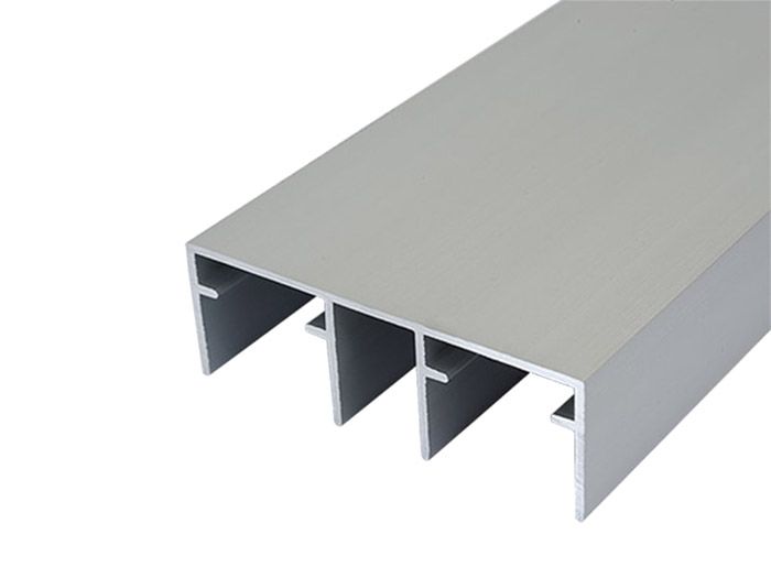 Направляющий профиль верхний AL-82 Новатор 880 L=2000