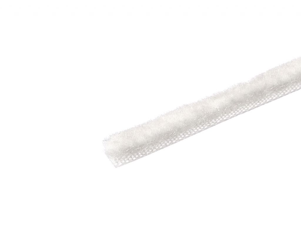 Щеточка GIFF без клея 4,8х6 белая