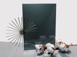 Стекло тонированное Dark Grey 4 мм