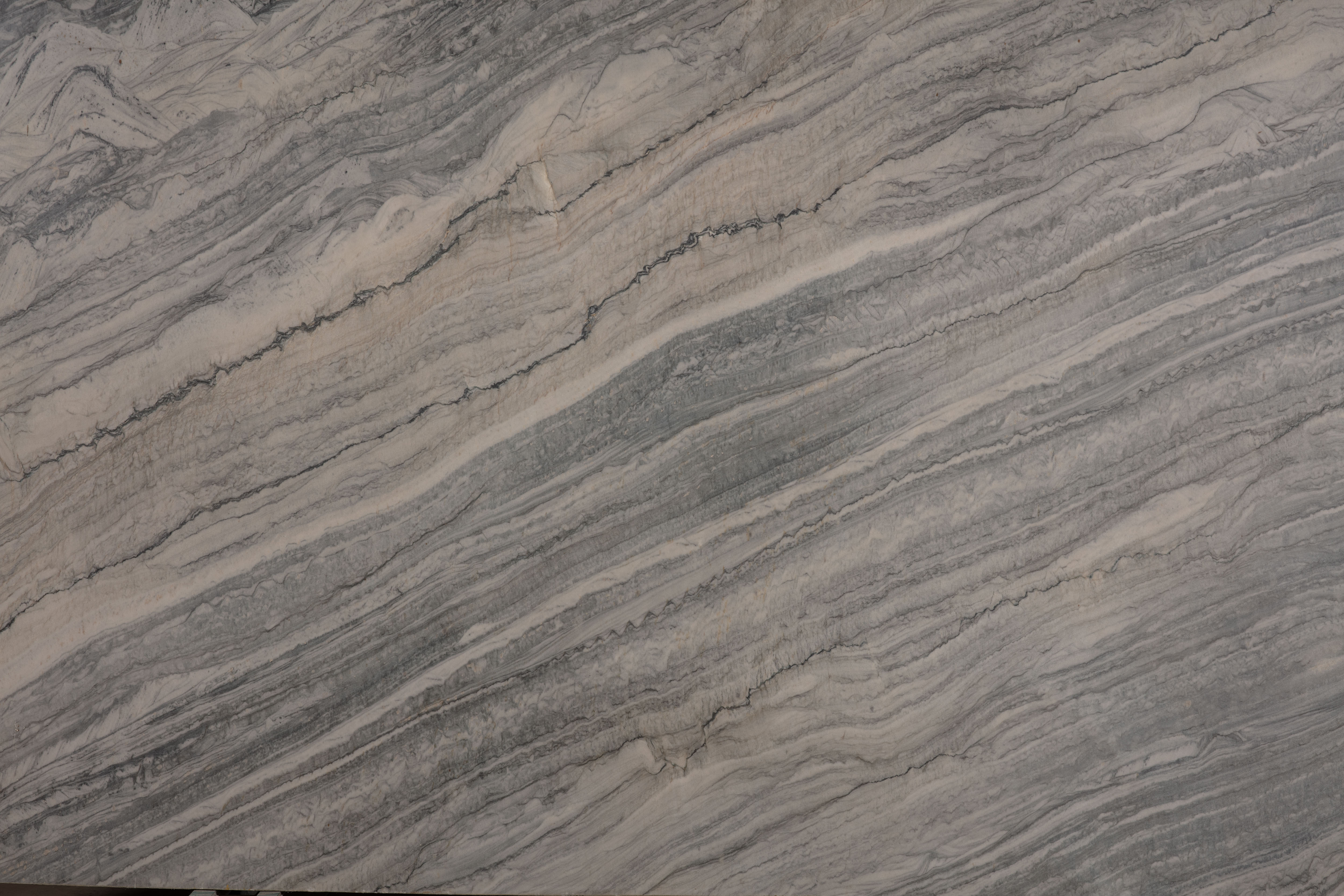 Слэб LUSA SUNSET 3310х2040х20 Кварцит (полированный)