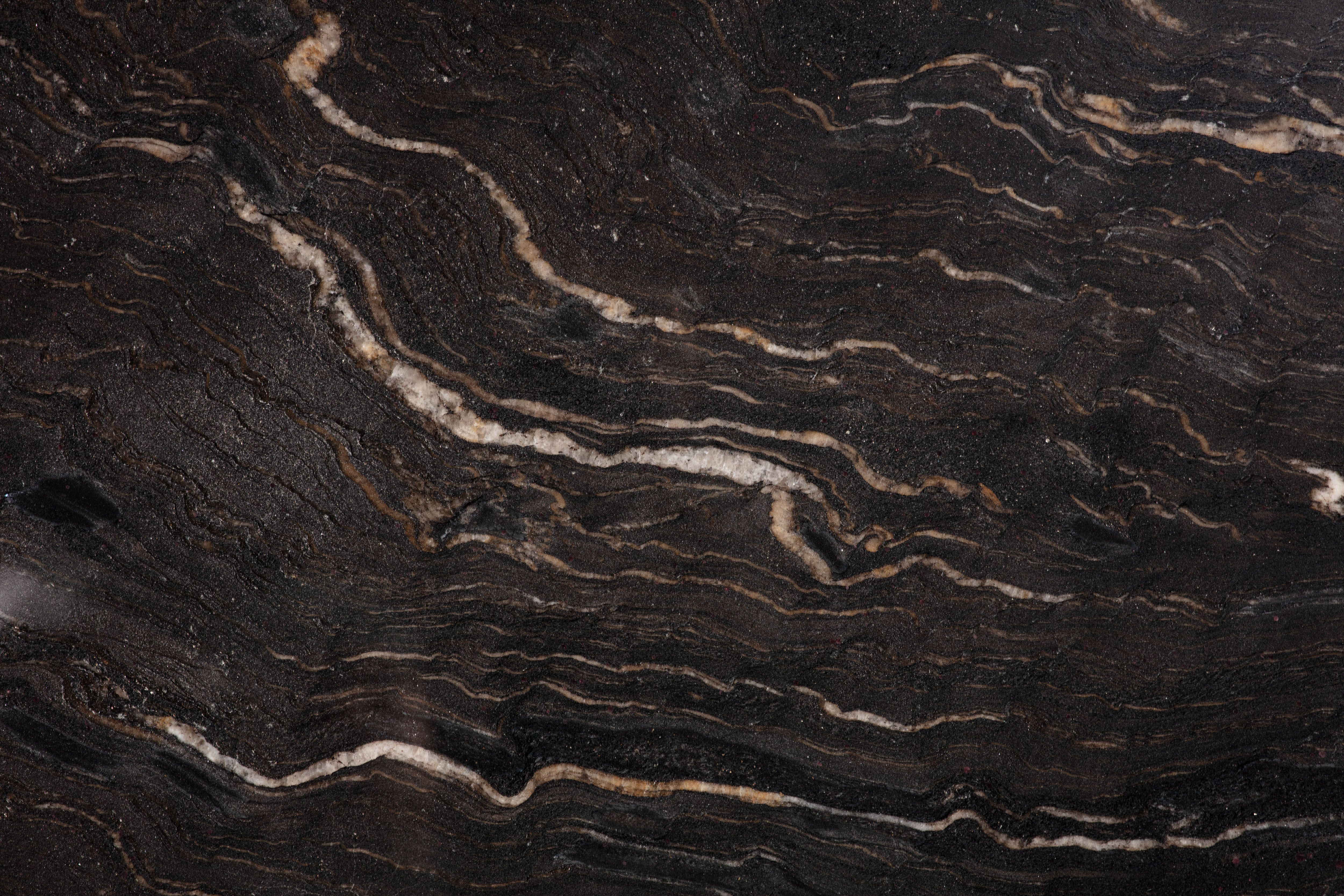 Слэб TITANIUM HIGHLINE 3280х1990х20 Гранит (полированный)