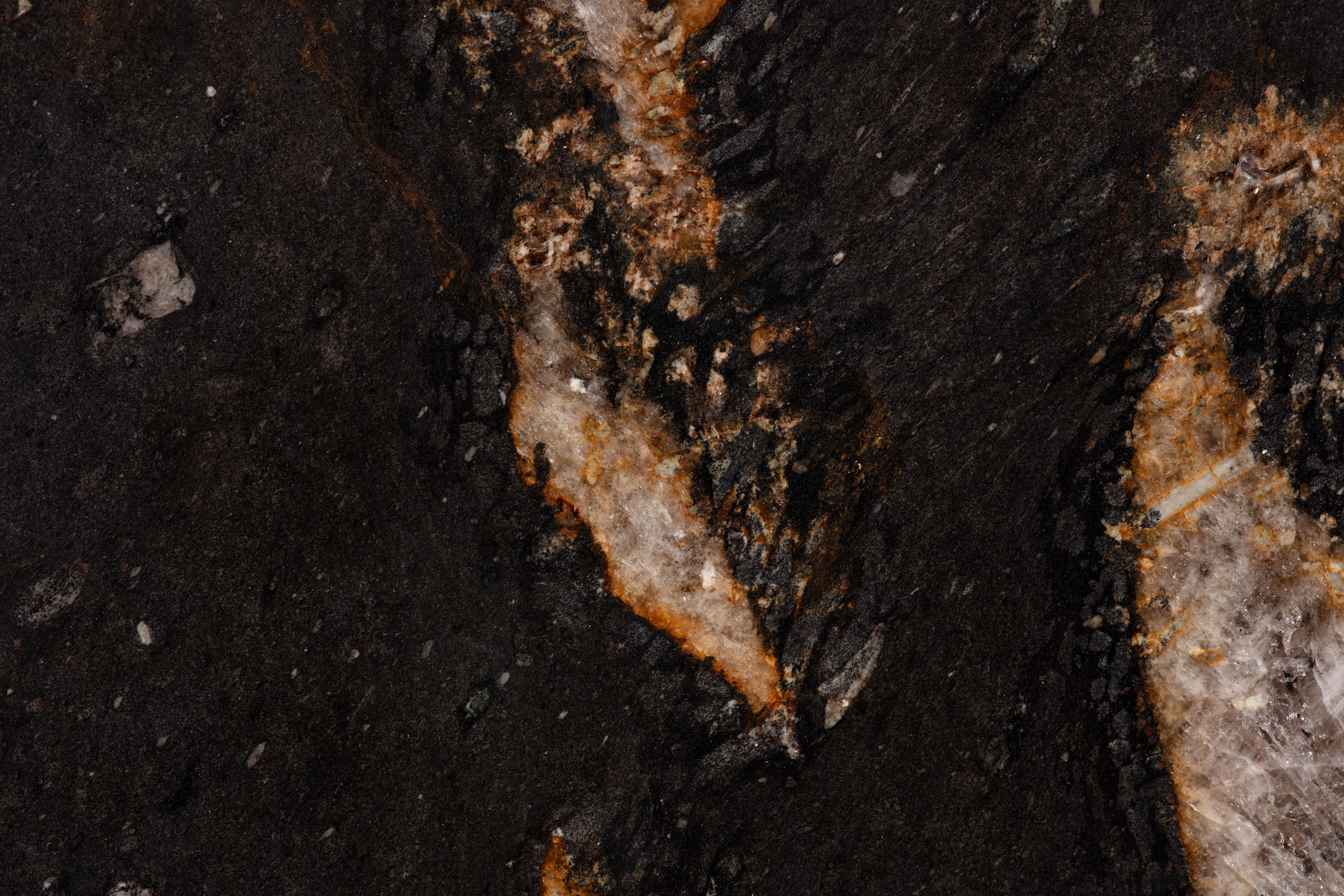 Слэб POWER BLACK 3220х2020х20 Гранит (полированный)