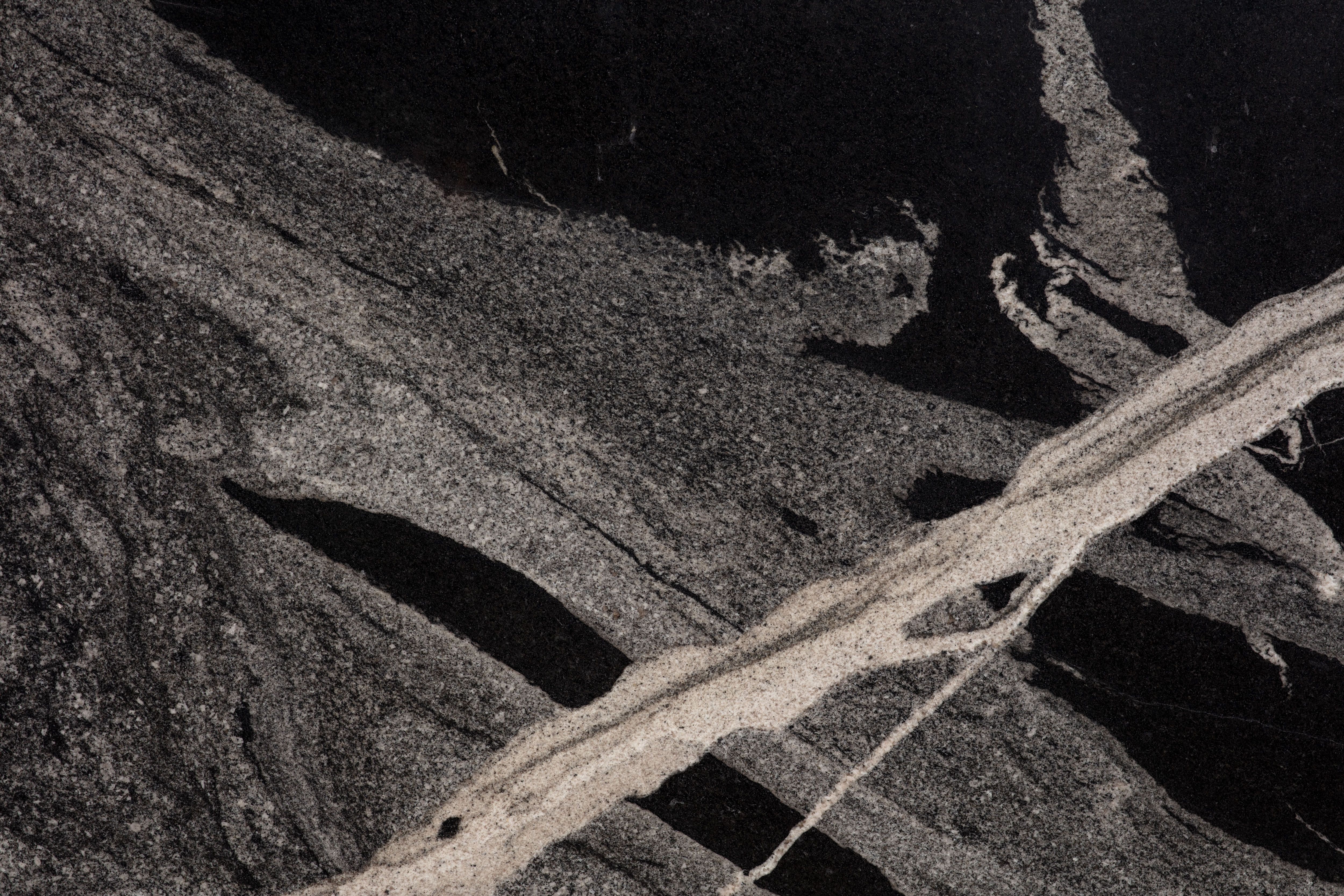 Слеб PYTHON BLACK 3270х1980х30 Граніт (полірований)