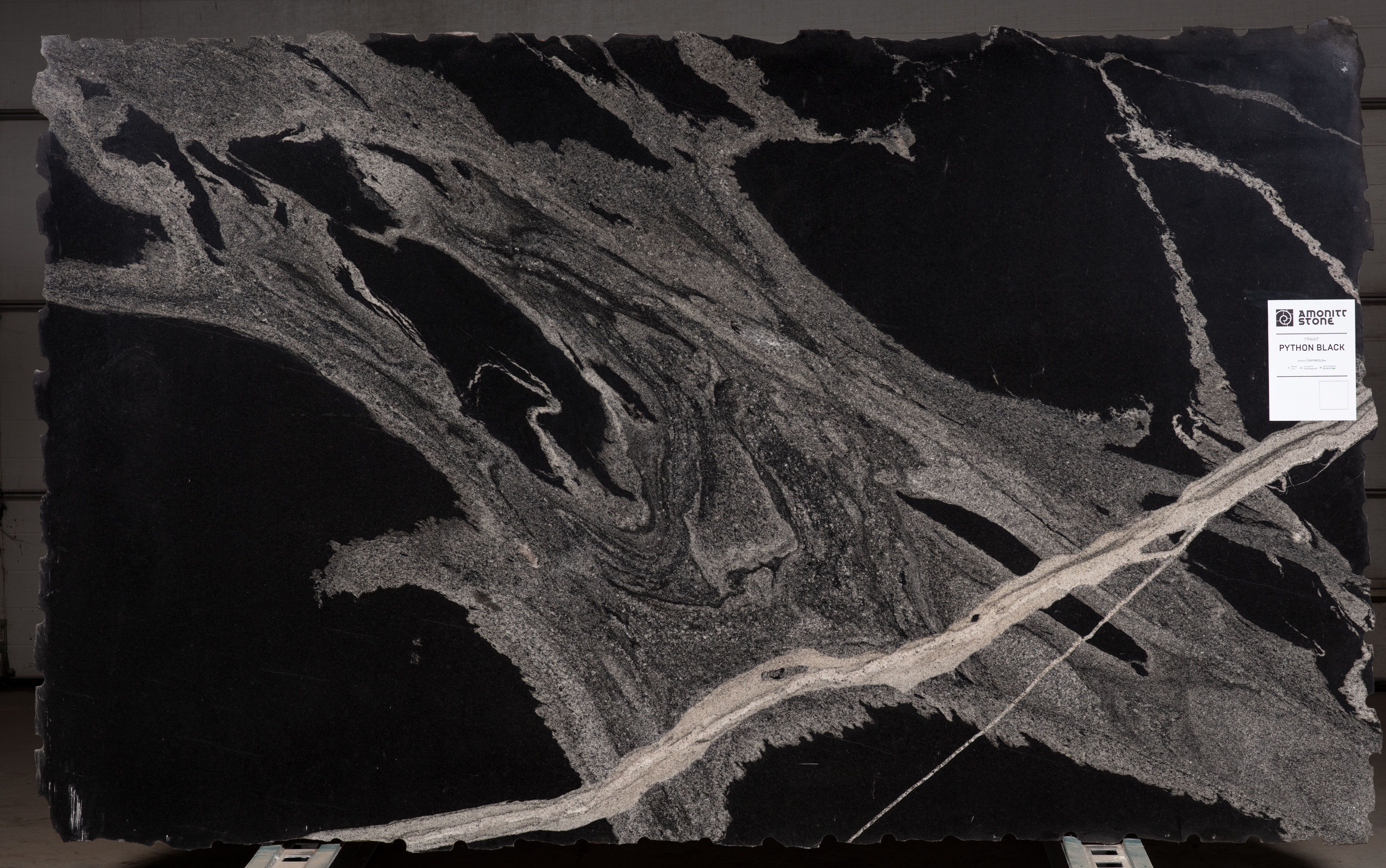 Слеб PYTHON BLACK 3270х1980х30 Граніт (полірований)