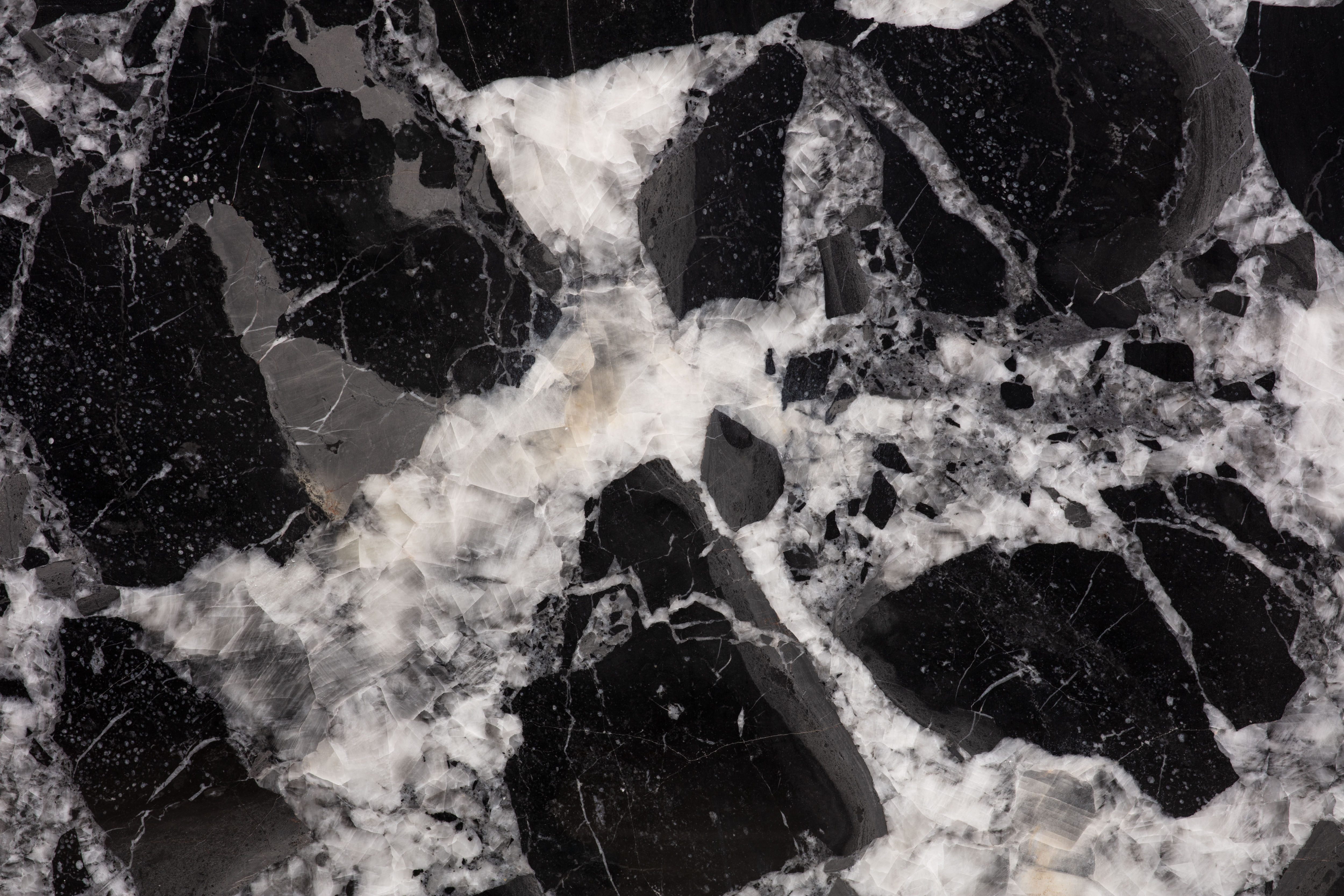 Слэб MIDNIGHT CRYSTAL 2870х1950х20 Доломитовый мрамор (полированный)