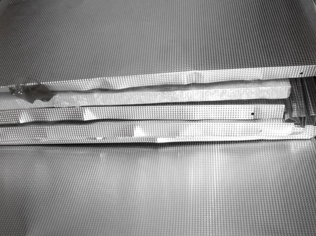 Уцінка. Піддон під мийку Volpato L=1000 алюміній