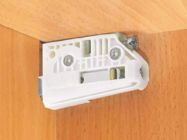 Шкафодержатель регулируемый правый Hafelе/Camar 806 (290.05.960)